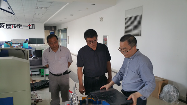 省侨联主席谭作刚调研娱乐pg平台