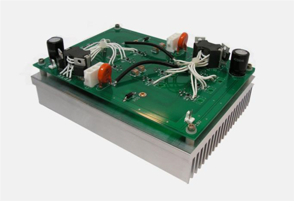 用于闪光灯泵浦激光器的 QDP-50™ OEM Q开关驱动器 用于闪光灯泵浦激光器的 QDP-50™ OEM Q开关驱动器