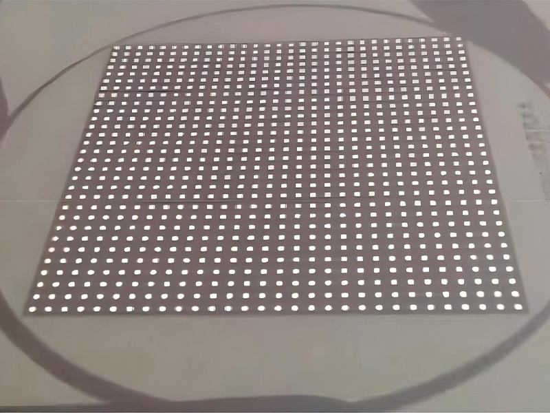 四边形微透镜列阵