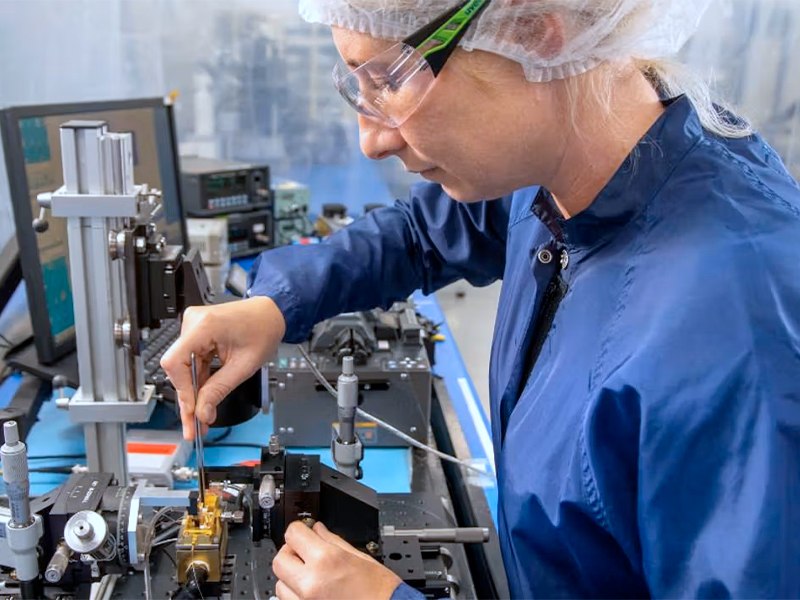 光纤耦合声光调制器：精妙小巧封装，持续塑造未来